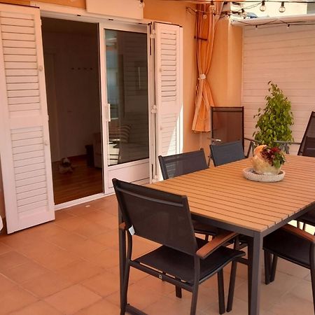 Terrassa-Solarium Centre Apartment ปลาตจาดาโร ภายนอก รูปภาพ