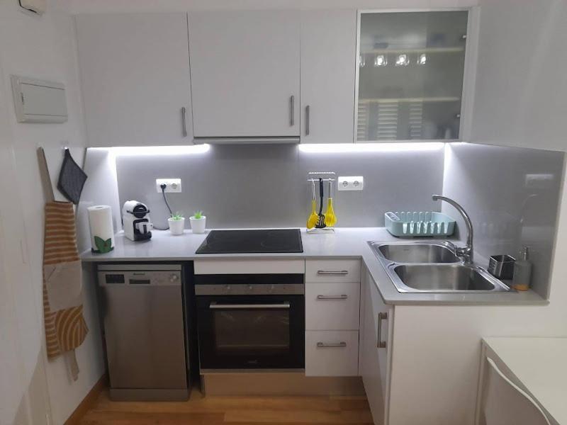 Terrassa-Solarium Centre Apartment ปลาตจาดาโร ภายนอก รูปภาพ