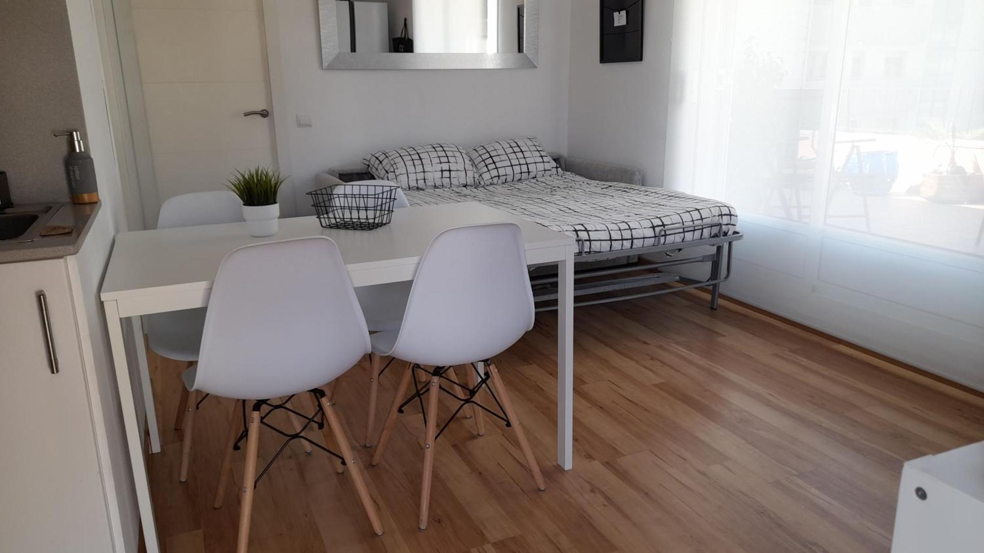 Terrassa-Solarium Centre Apartment ปลาตจาดาโร ภายนอก รูปภาพ